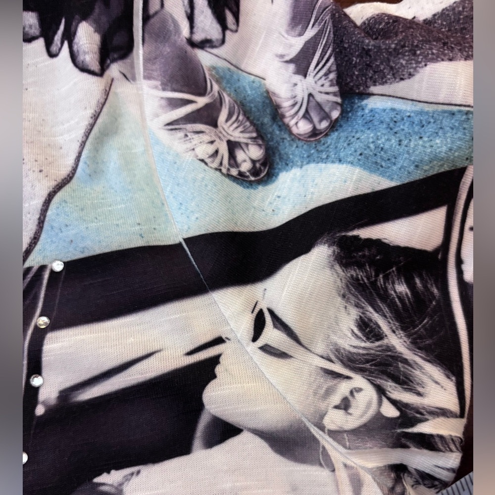 Style & CO LA Themed Graphic Tee with Fringe and sparkly gems! - Picture 7 of 16